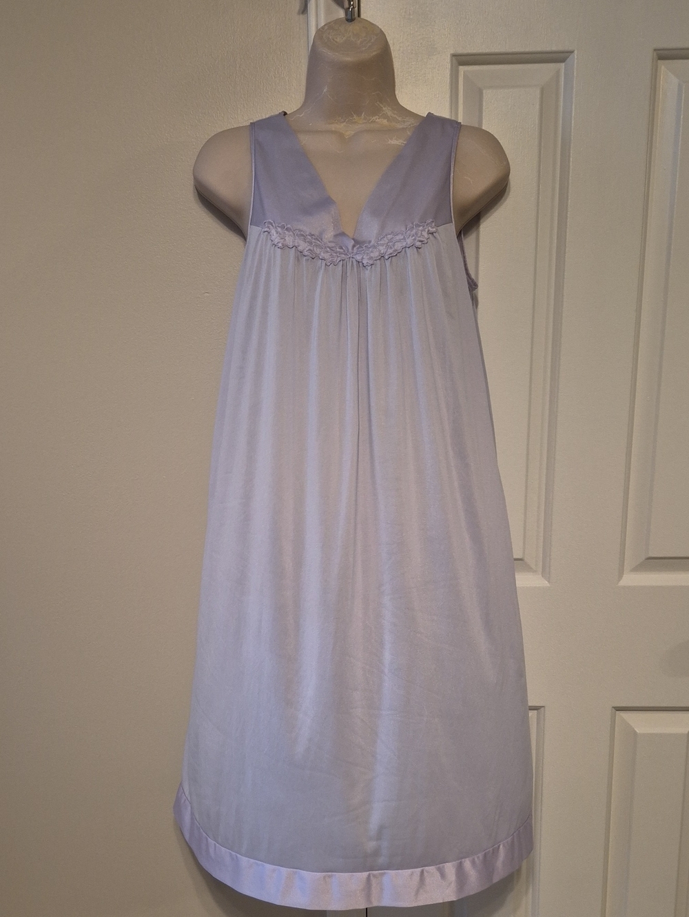 Vanity Fair Lavender Sleeveless Nightgown with Lace Trim